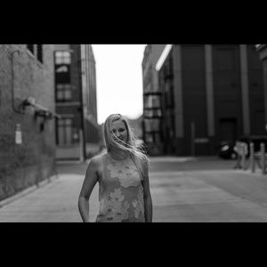 Meet your Posher, Lauren